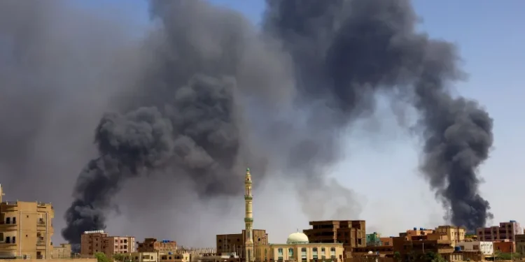 مقتل 25 مدنيا خلال اشتباكات بين الجيش والدعم السريع في دارفور